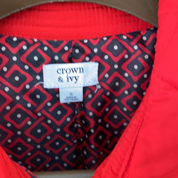 Crown & Ivy Women's Red Button Up Coat Size Small - Picture 3 of 4